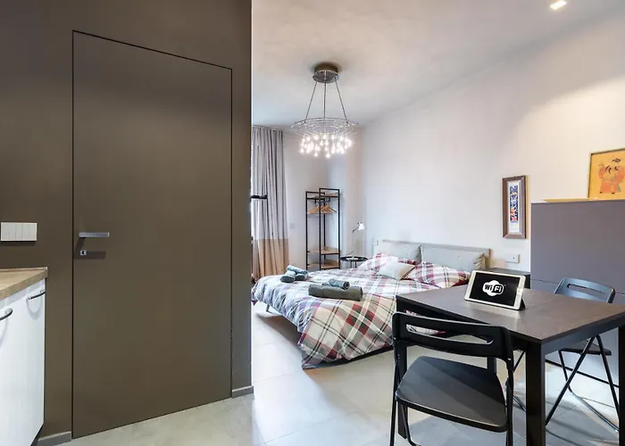 Incantevole In Centro Ad * Alba (Piedmont)